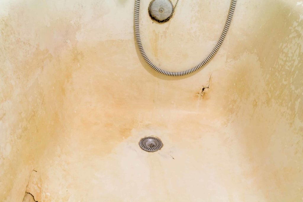 Problems With Hotel Bathtub Resurfacing, How To Clean Textured Bathtub Floor